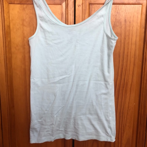 Gap light blue tank top - Picture 3 of 4